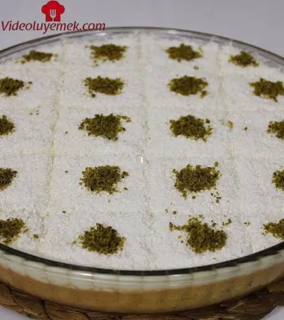 Saatlerce Uğraşmadan Bir Borcam Pasta Tarifi Enfes Kremasıyla Borcamda En Kolay Pasta Tarifi