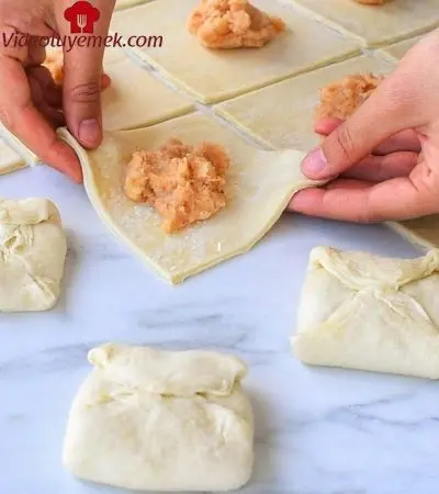 Sadece 1 Su Bardağı Ile 1 Tepsi Börek Yaptım Bu Böreğin Kolaylığına Ve Lezzetine Bayılacaksınız